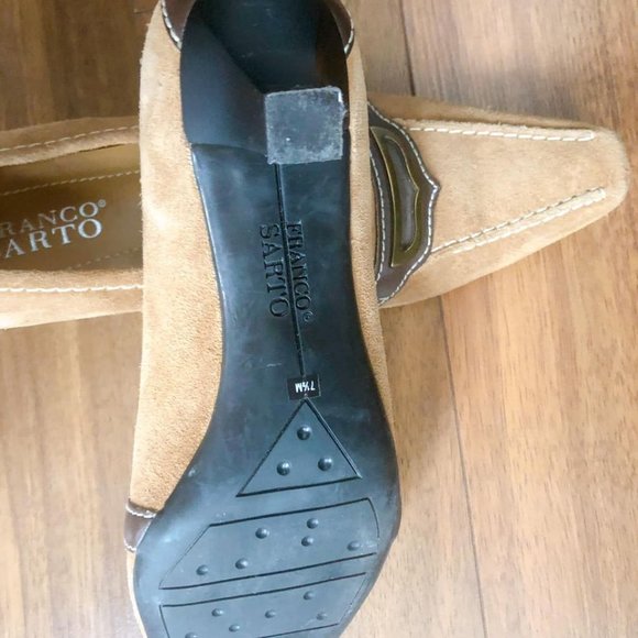 Franco Sarto Tan Suede Low Heels - Picture 2 of 2